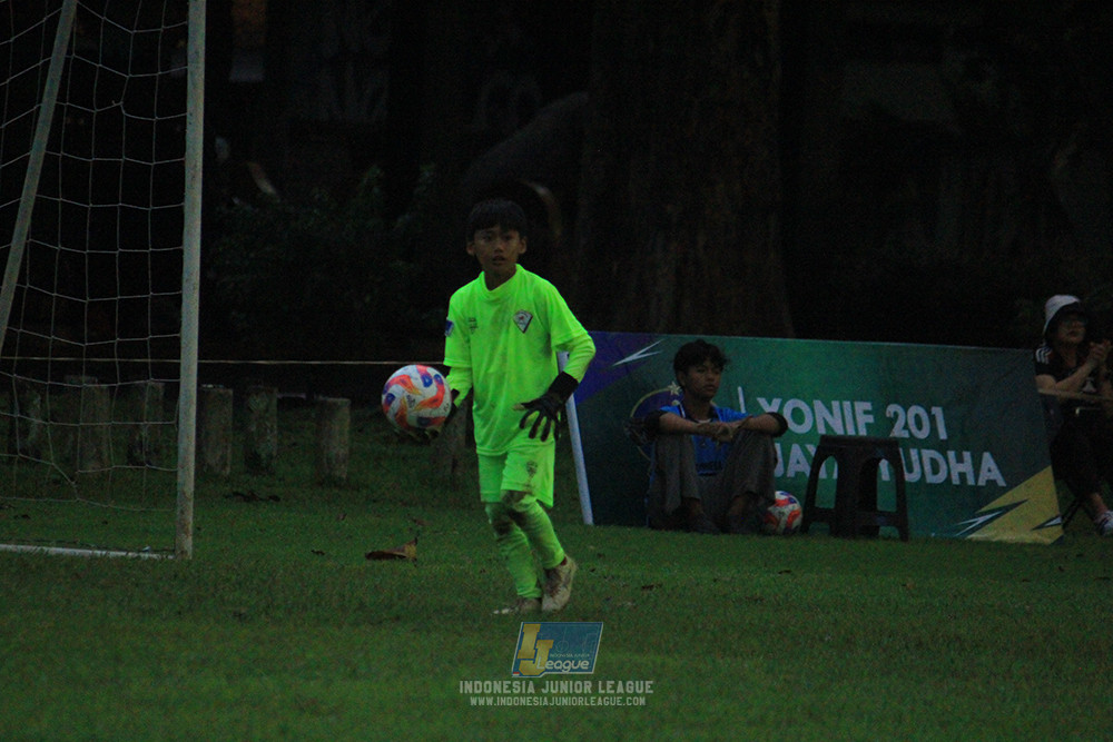 u11 120426 indonesia muda utara vs steelford united