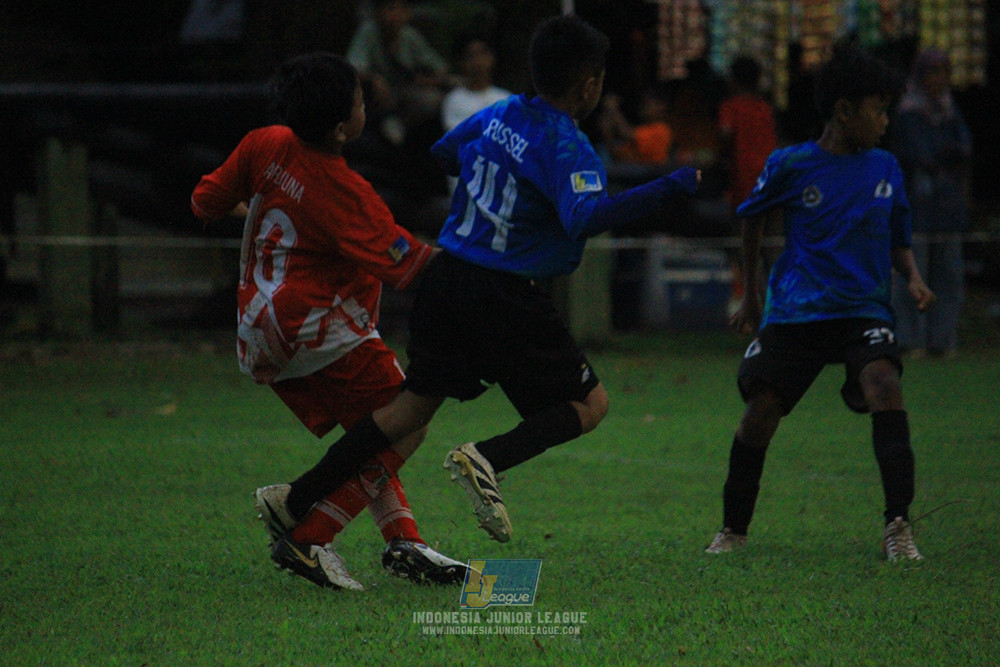 u11 120426 indonesia muda utara vs steelford united