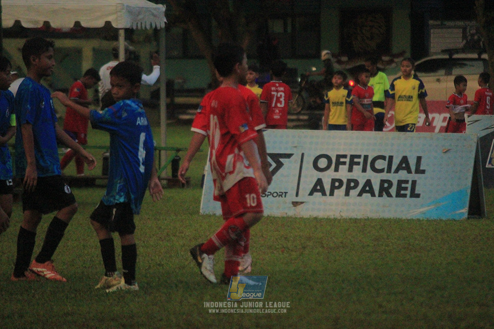 u11 120426 indonesia muda utara vs steelford united