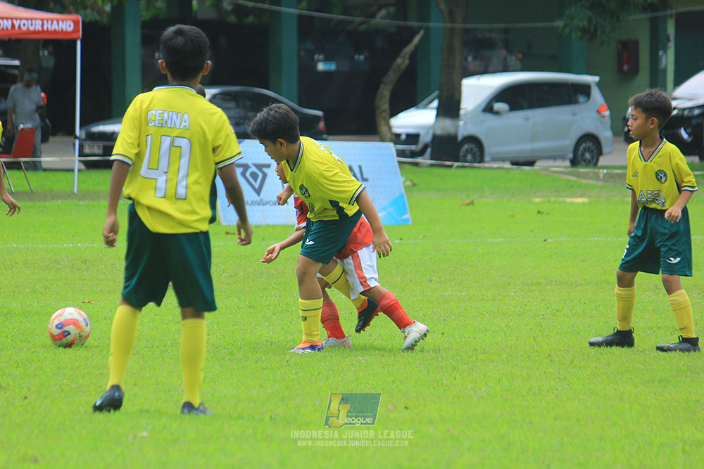 u11 120426 maesa pararaider army vs putra harapan