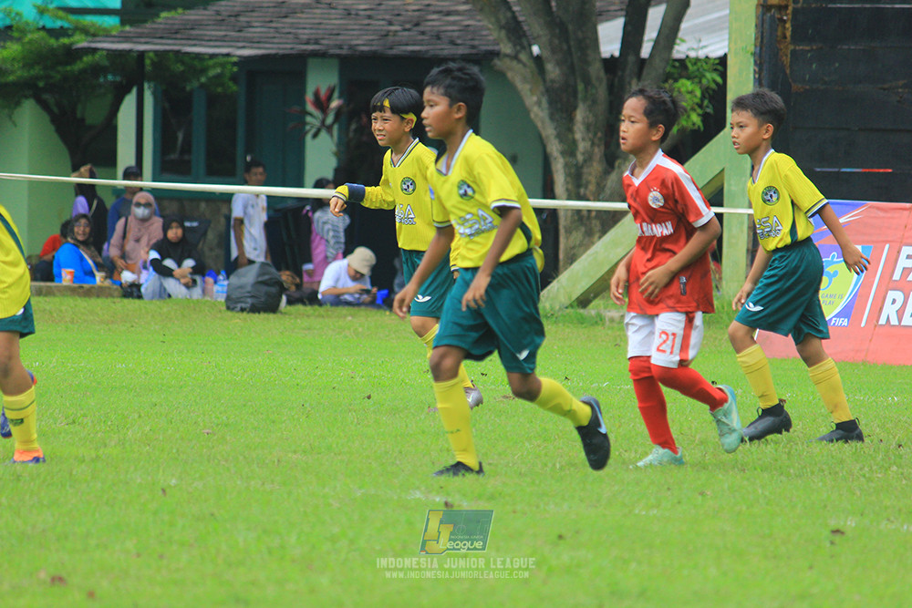 u11 120426 maesa pararaider army vs putra harapan