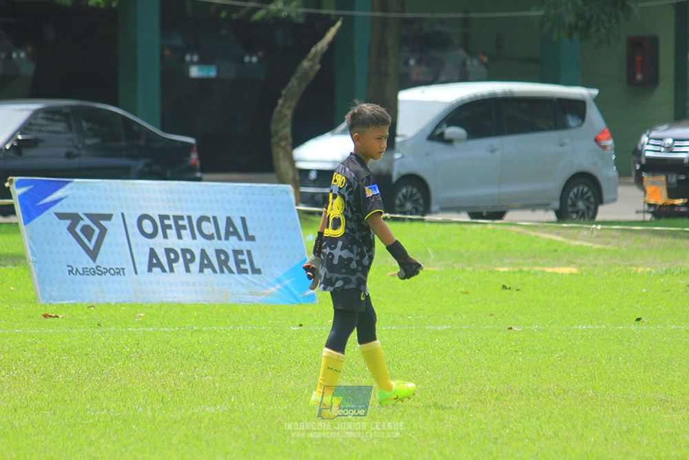 u11 120426 maesa pararaider army vs putra harapan