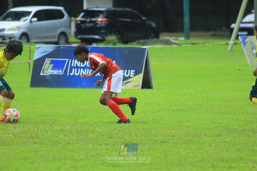 u11 120426 maesa pararaider army vs putra harapan