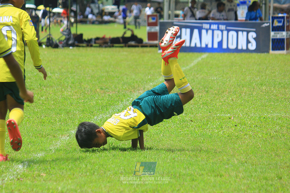 u11 120426 maesa pararaider army vs putra harapan