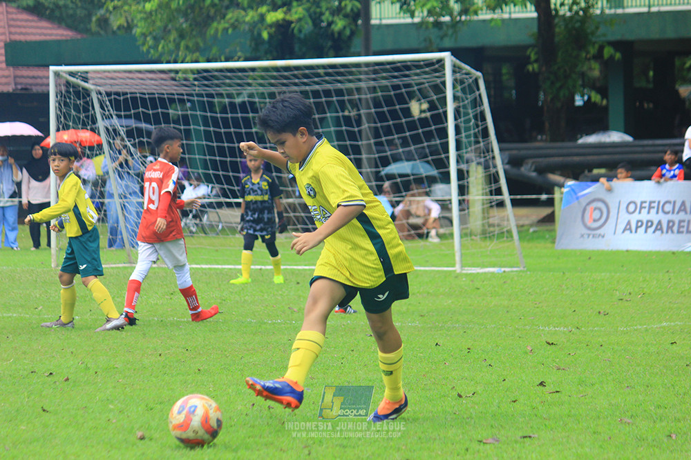 u11 120426 maesa pararaider army vs putra harapan