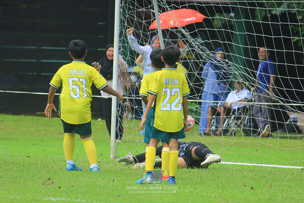 u11 120426 maesa pararaider army vs putra harapan