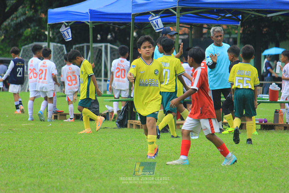 u11 120426 maesa pararaider army vs putra harapan
