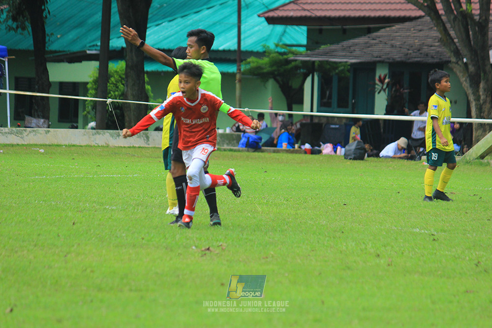 u11 120426 maesa pararaider army vs putra harapan