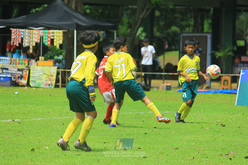 u11 120426 maesa pararaider army vs putra harapan