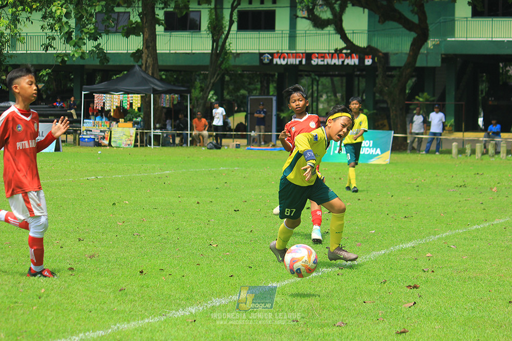 u11 120426 maesa pararaider army vs putra harapan