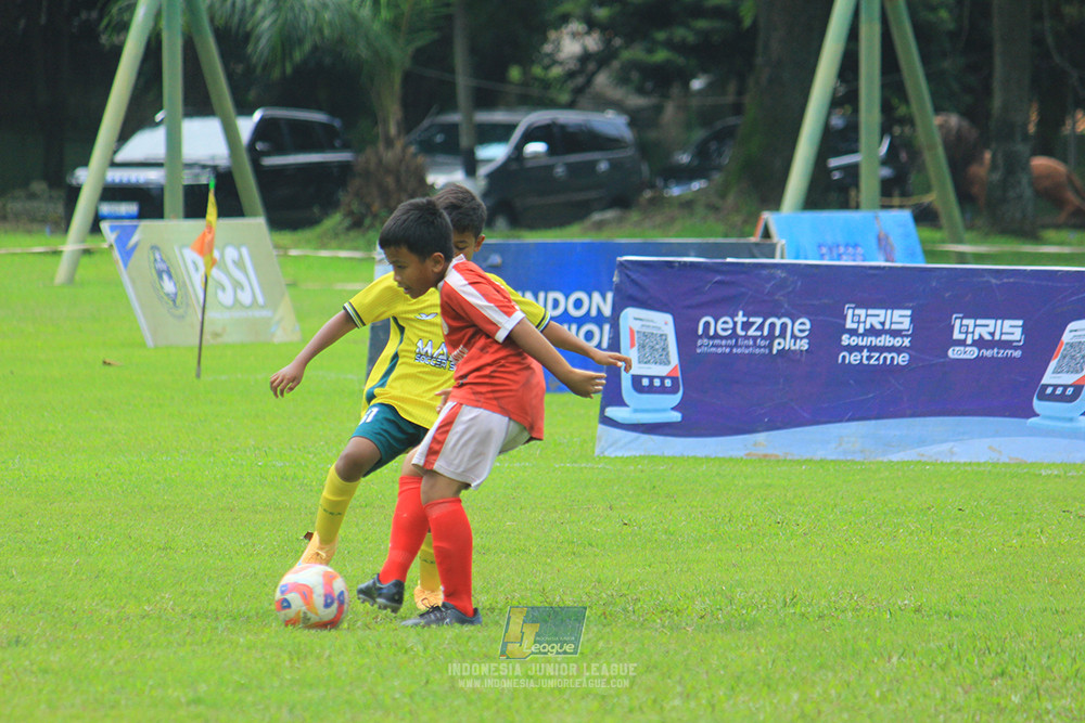 u11 120426 maesa pararaider army vs putra harapan