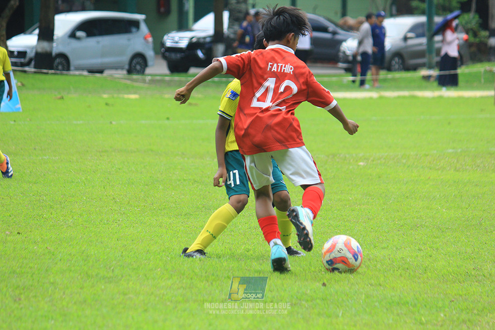 u11 120426 maesa pararaider army vs putra harapan