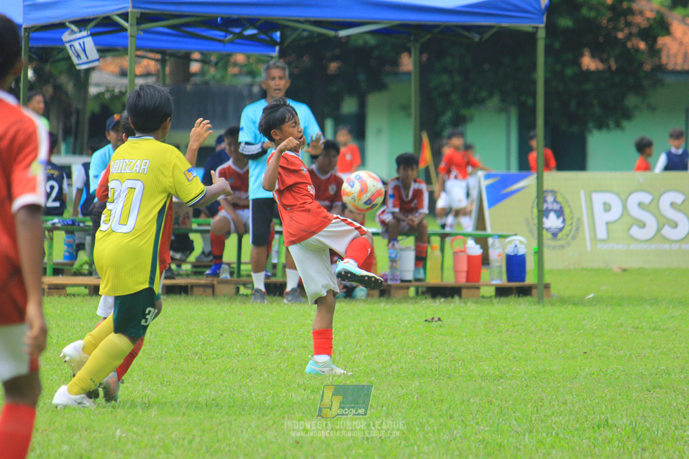 u11 120426 maesa pararaider army vs putra harapan