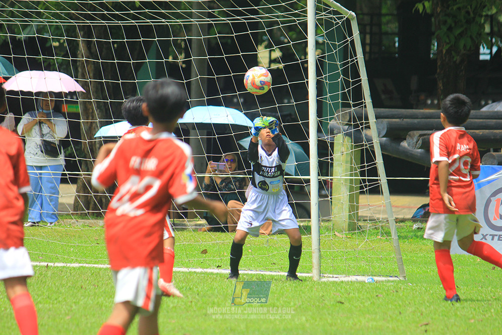 u11 120426 maesa pararaider army vs putra harapan