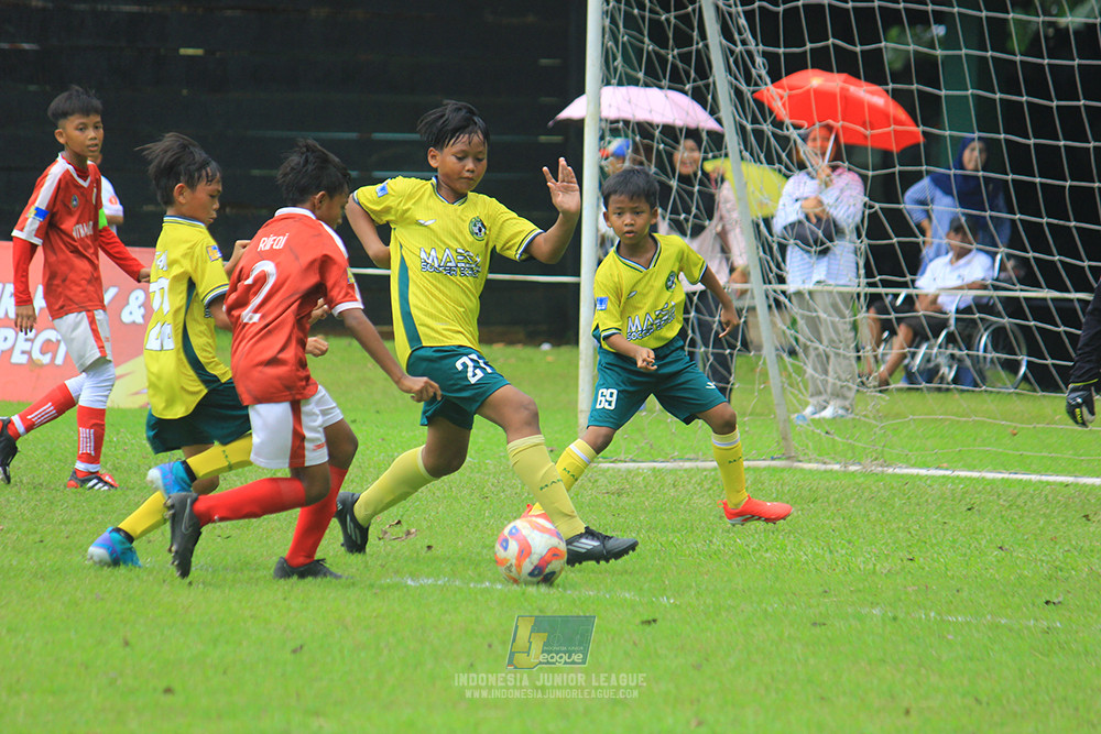 u11 120426 maesa pararaider army vs putra harapan