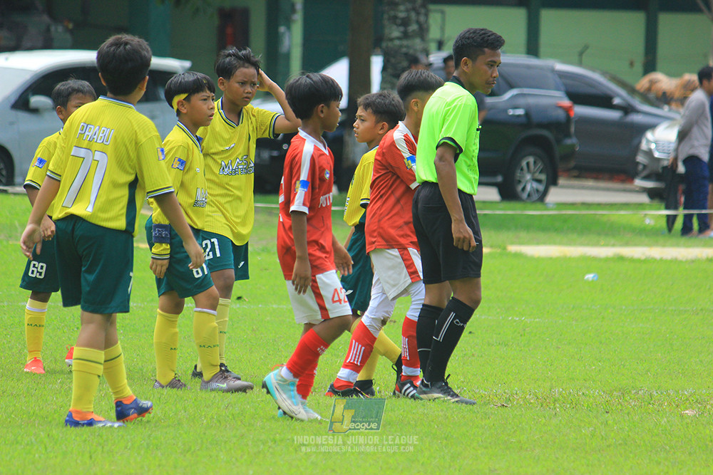 u11 120426 maesa pararaider army vs putra harapan