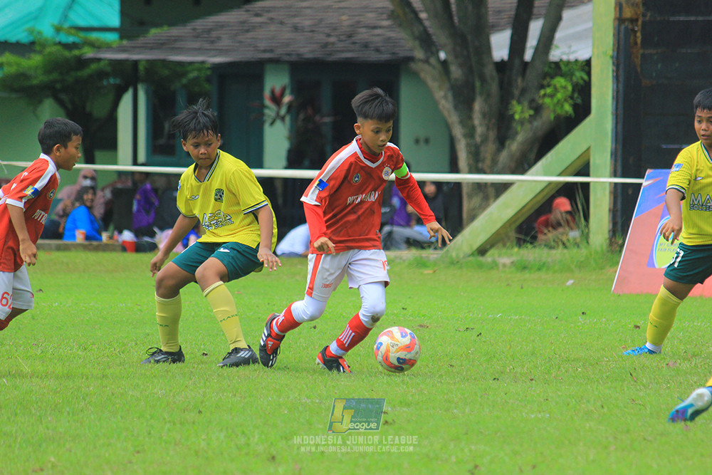 u11 120426 maesa pararaider army vs putra harapan