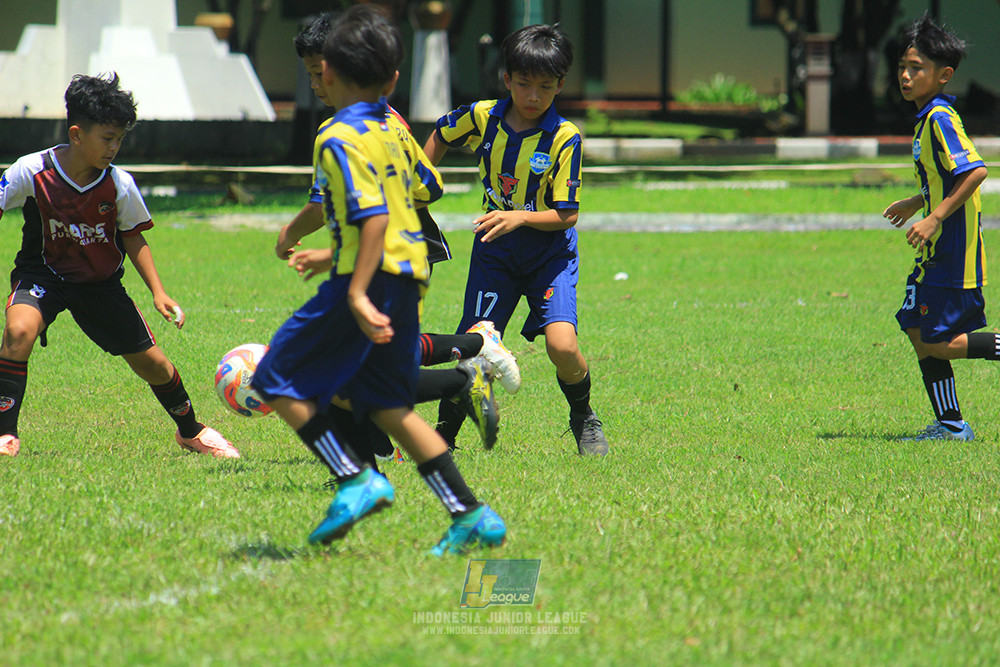 u11 120426 maisa 27 bekasi vs mars purwakarta