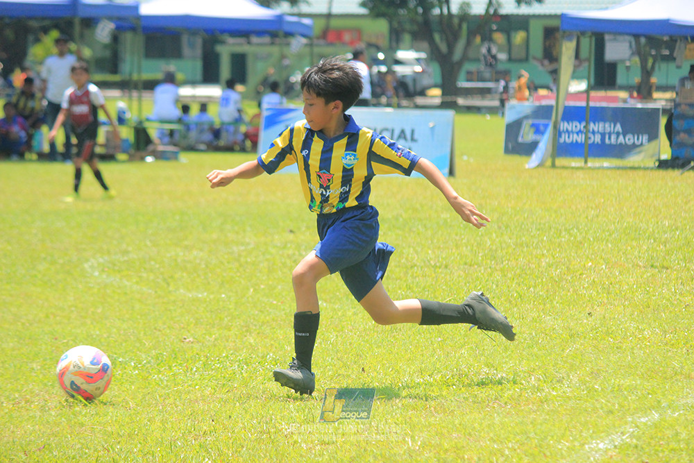 u11 120426 maisa 27 bekasi vs mars purwakarta