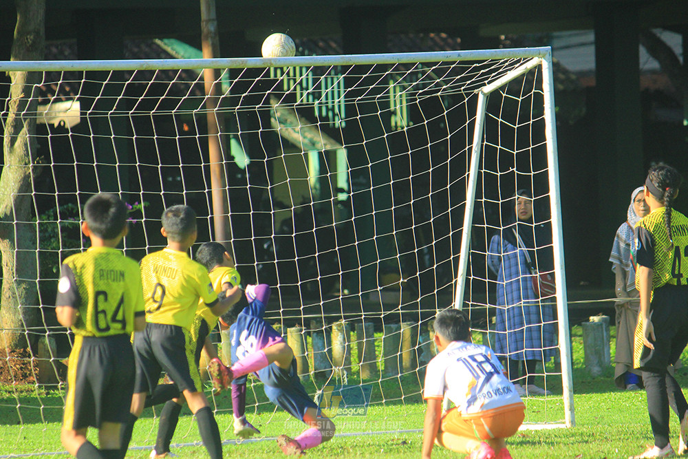 u11 120426 provision soccer school vs timah united