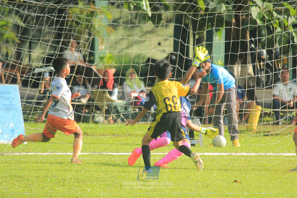 u11 120426 provision soccer school vs timah united