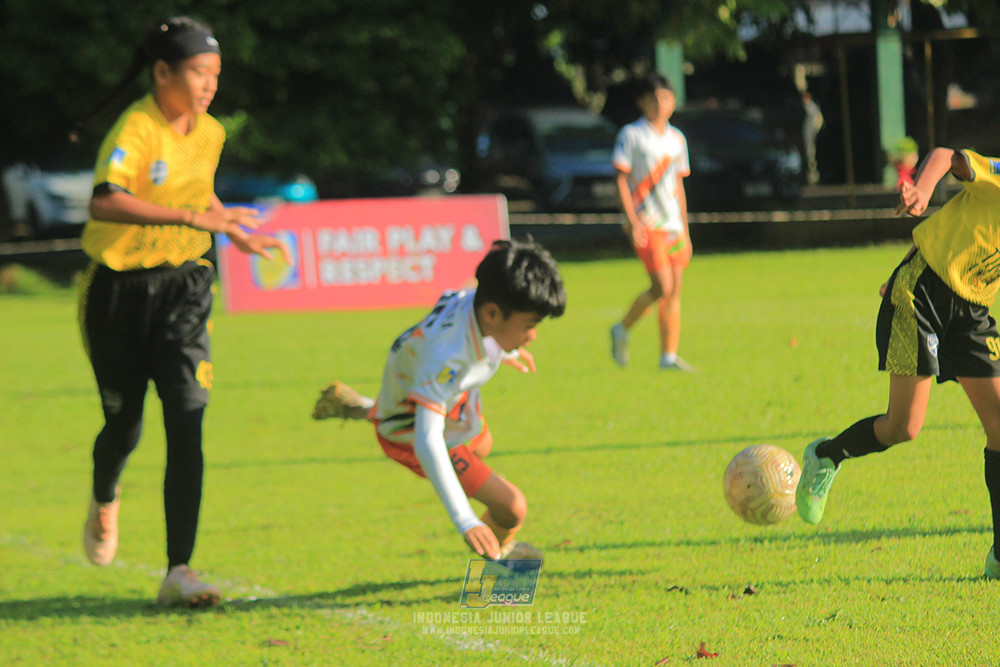 u11 120426 provision soccer school vs timah united