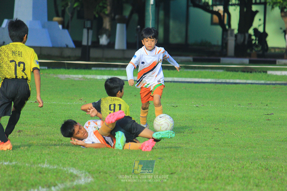 u11 120426 provision soccer school vs timah united