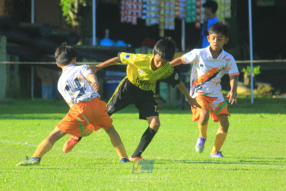 u11 120426 provision soccer school vs timah united