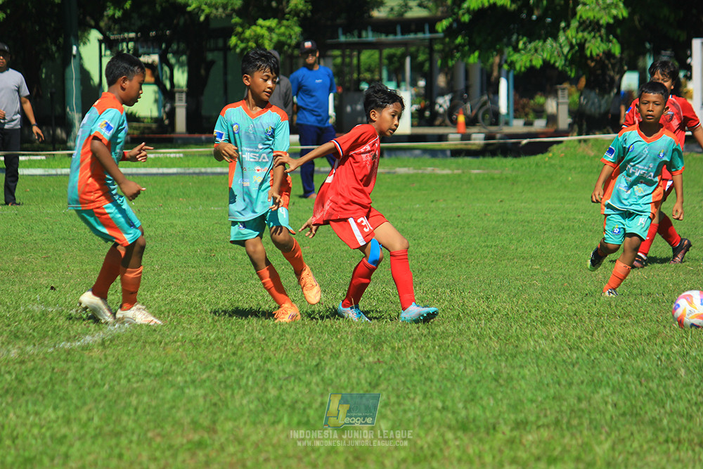 u11 120426 serpong city soccer school vs tunas harapan indah sa