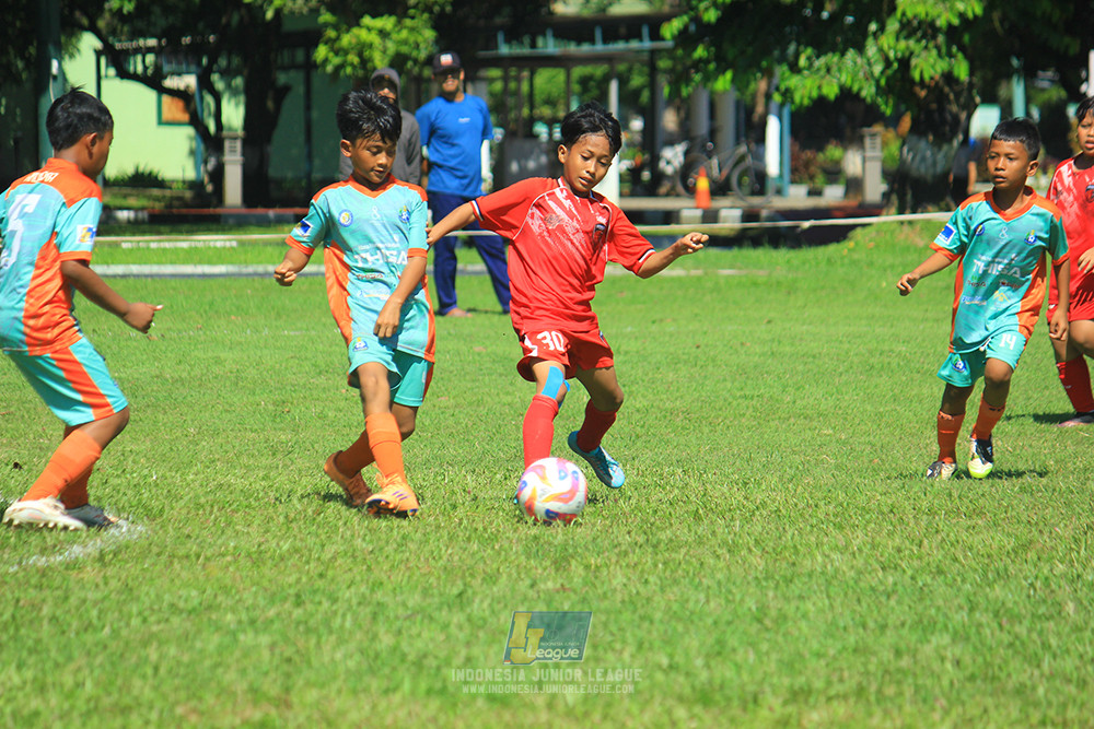 u11 120426 serpong city soccer school vs tunas harapan indah sa