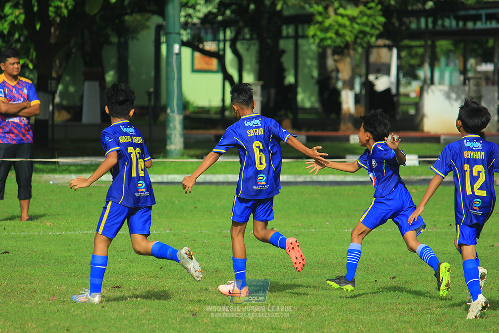 u11 120426 tunas harapan indah sa vs kenzie united