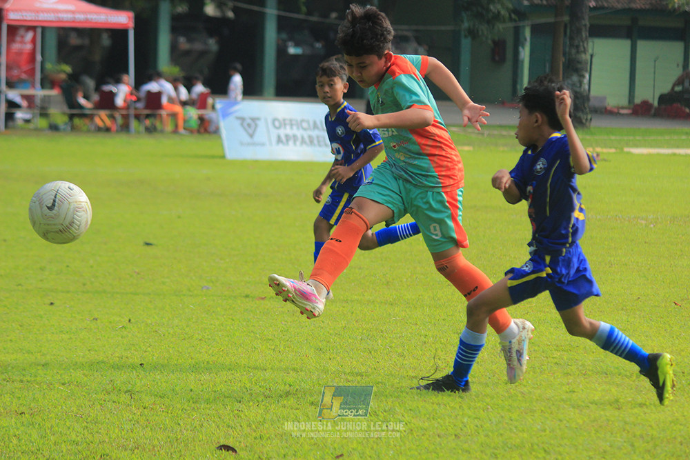 u11 120426 tunas harapan indah sa vs kenzie united