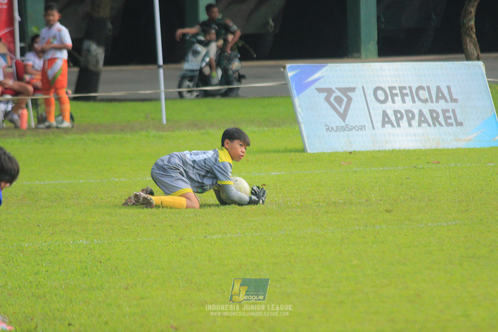 u11 120426 tunas harapan indah sa vs kenzie united