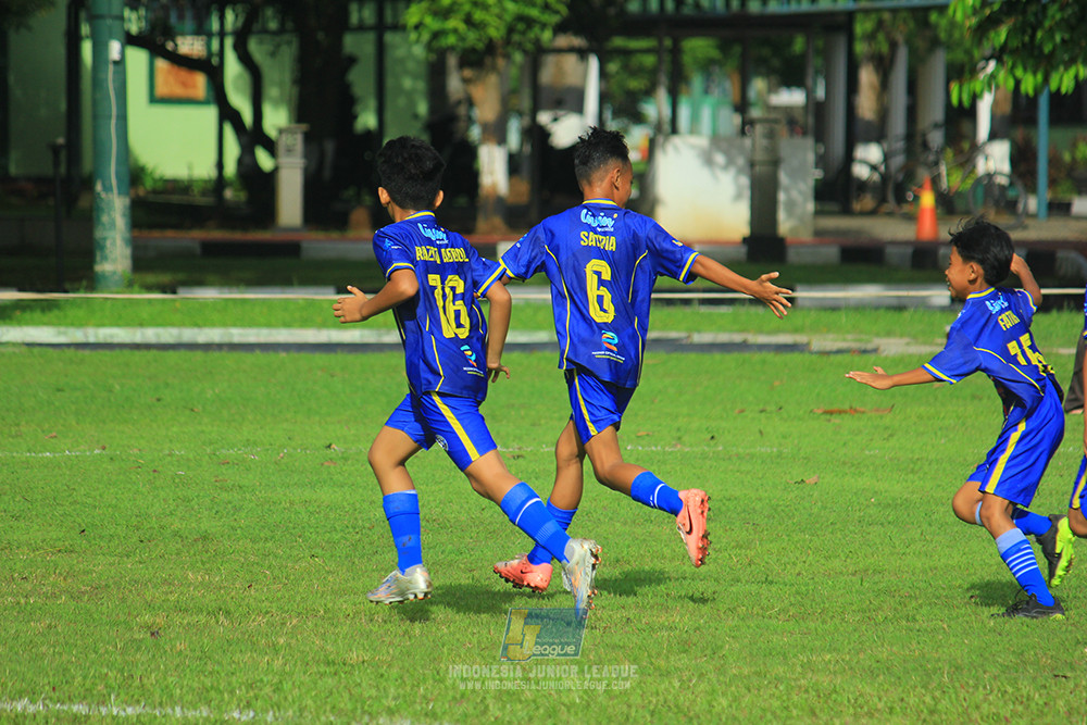 u11 120426 tunas harapan indah sa vs kenzie united