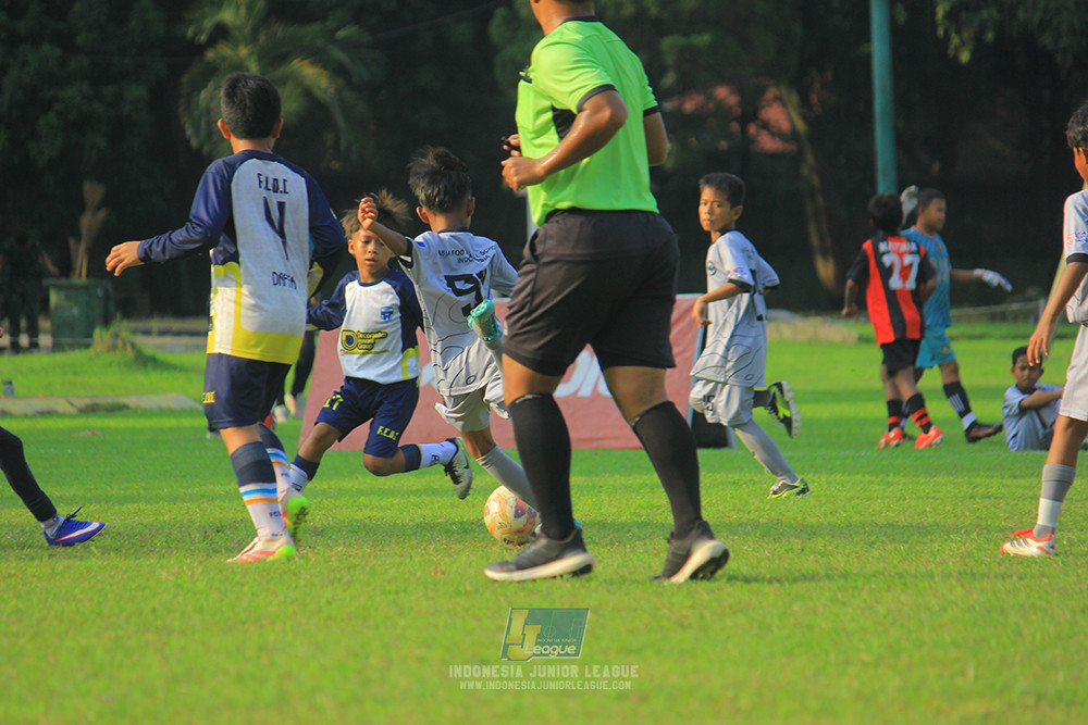 u11 170526 asia football school vs fc decorasiku