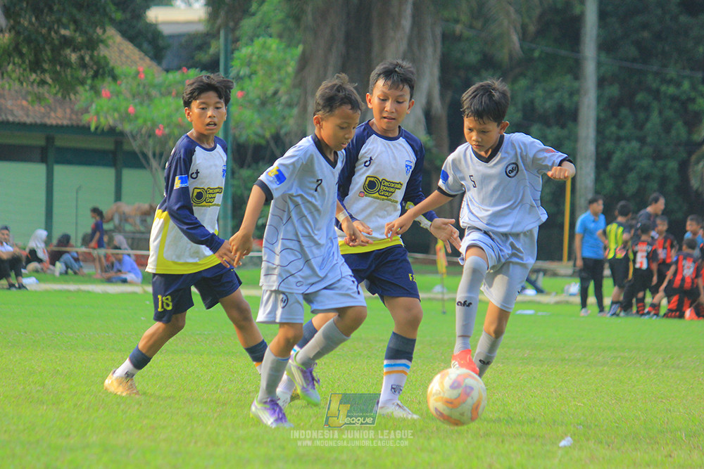 u11 170526 asia football school vs fc decorasiku