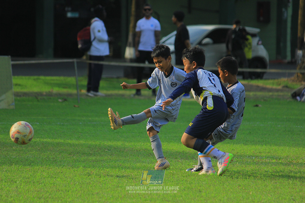 u11 170526 asia football school vs fc decorasiku
