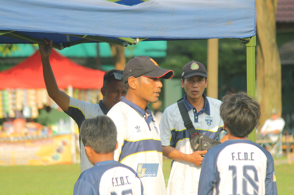 u11 170526 asia football school vs fc decorasiku