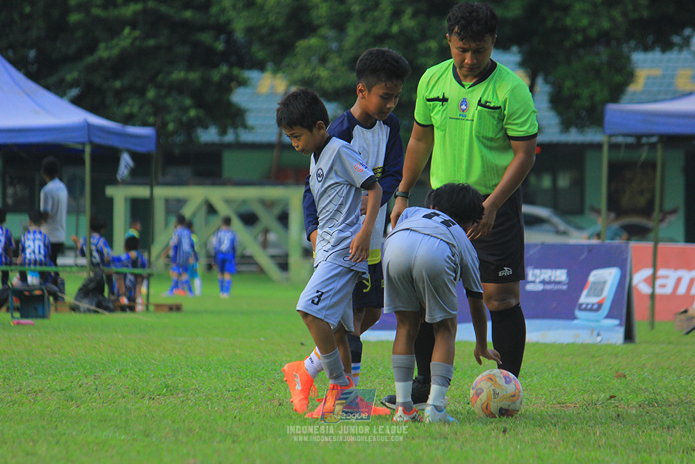 u11 170526 asia football school vs fc decorasiku