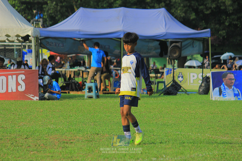 u11 170526 asia football school vs fc decorasiku