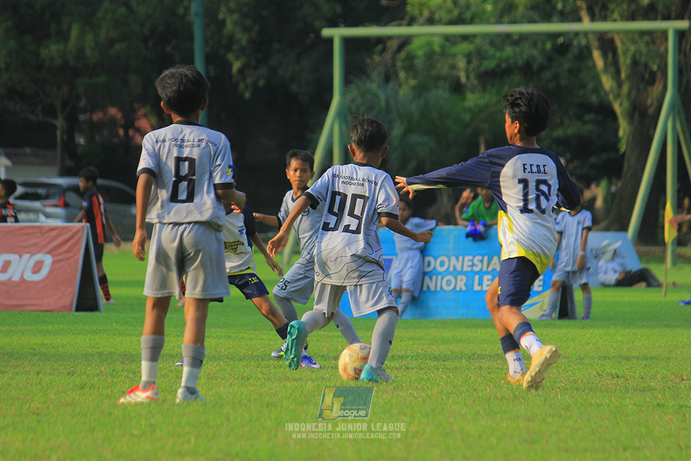 u11 170526 asia football school vs fc decorasiku