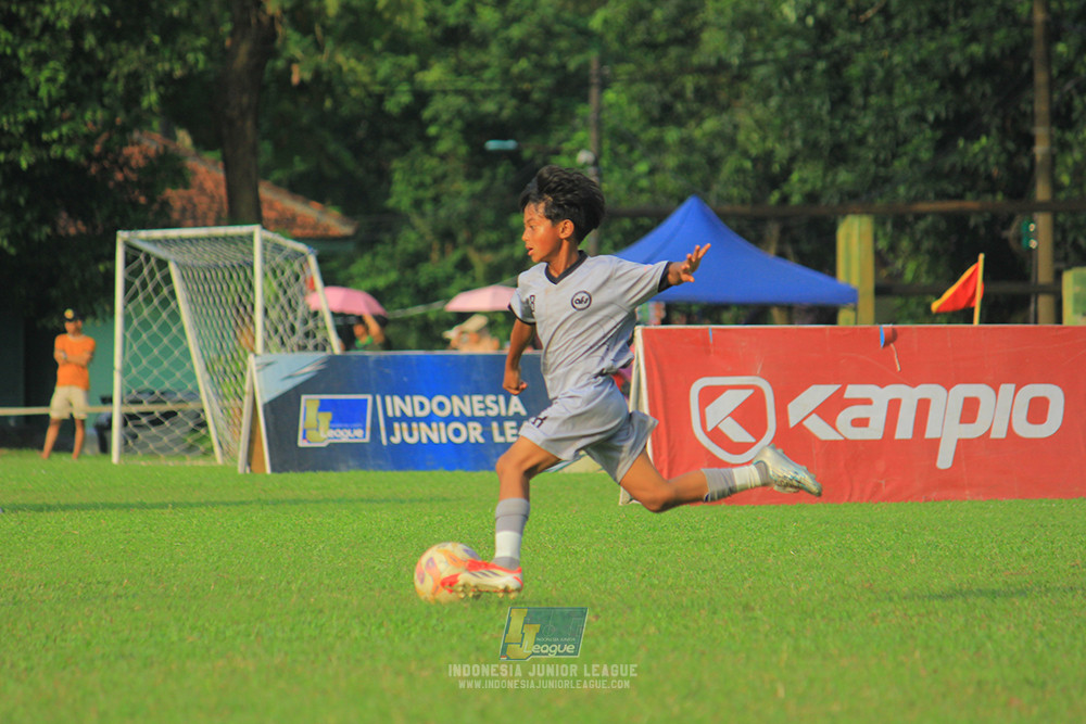 u11 170526 asia football school vs fc decorasiku