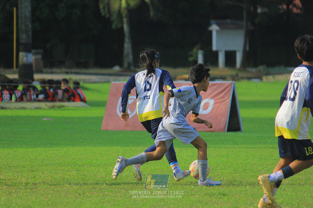 u11 170526 asia football school vs fc decorasiku