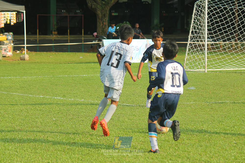 u11 170526 asia football school vs fc decorasiku
