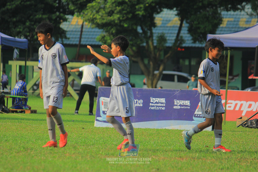 u11 170526 asia football school vs fc decorasiku