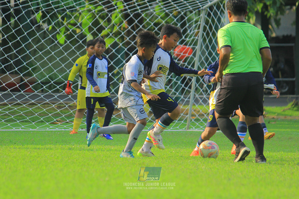 u11 170526 asia football school vs fc decorasiku