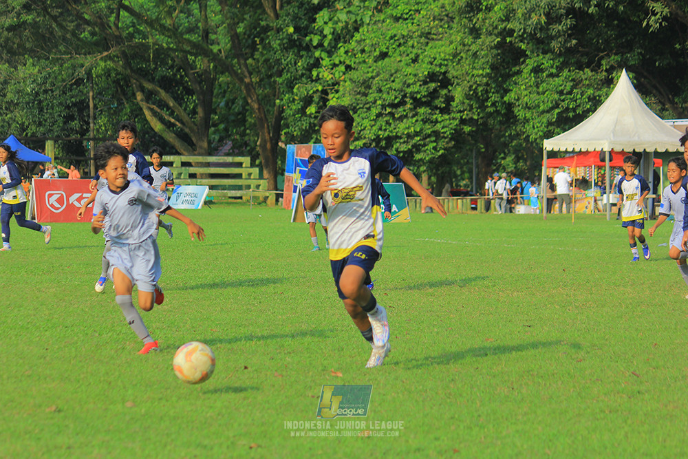 u11 170526 asia football school vs fc decorasiku