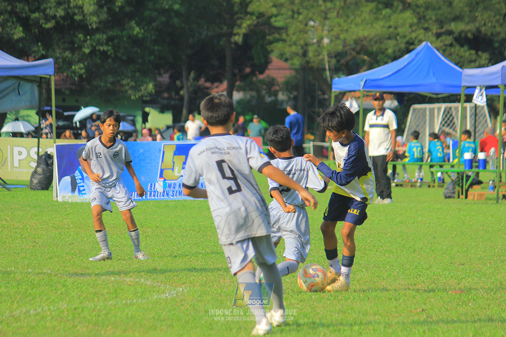 u11 170526 asia football school vs fc decorasiku