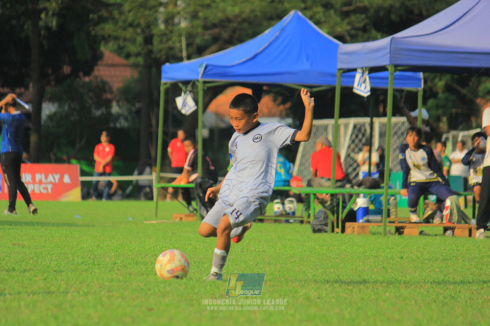 u11 170526 asia football school vs fc decorasiku