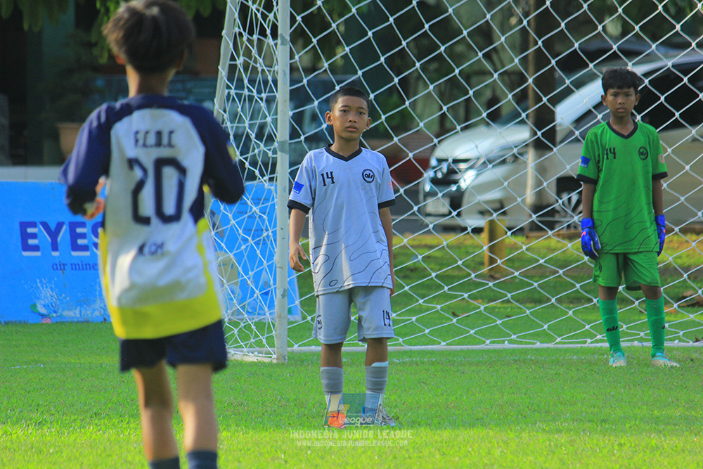 u11 170526 asia football school vs fc decorasiku